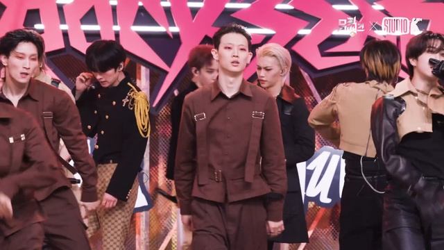 얼빡직캠 4K 스트레이 키즈 방찬 락樂Stray Kids BANGCHAN Facecam 뮤직뱅크Music Bank 231110