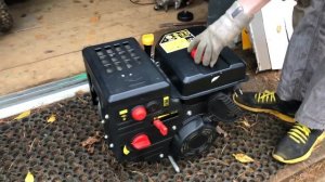 Двигатель для снегоуборщика (красивый)