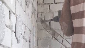 Закладка магистрали для кондиционера через балкон
