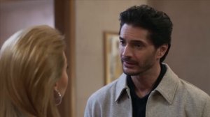 Gael quiere saber qué pretende Leona al estar a su lado | El amor invencible 3/5 | C-57