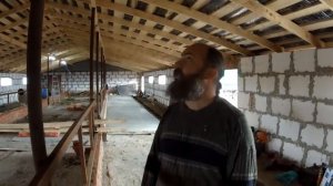 Строим коровник из бюджетных материалов.