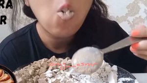 сухой хруст крошкой мела и глины/ мокрый