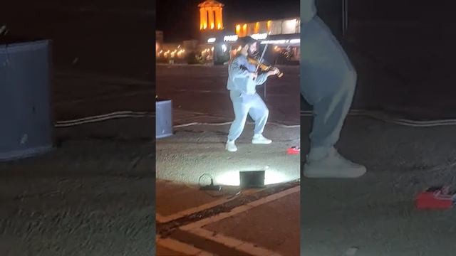 Обожаю нашу сочинскую скрипку! Приехав в Сочи - обязательно услышите ее🙌❤ смотреть онлайн