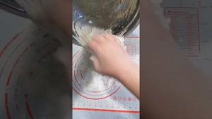 ХЛЕБ ДОМАШНИЙ//НА ОПАРЕ "ПУЛИШ"//ВКУСНЫЙ РЕЦЕПТ #хлебдомашний #рецептхлеба #короткоевидео