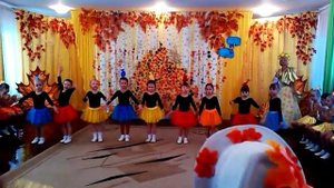 ТАНЕЦ НОТКИ...ДЕТСКИЙ САДИК №94