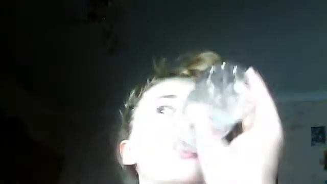 Видео с веб-камеры пользователя z283905 от 2 Май 2012 г. 10:53 (PDT) смотреть онлайн