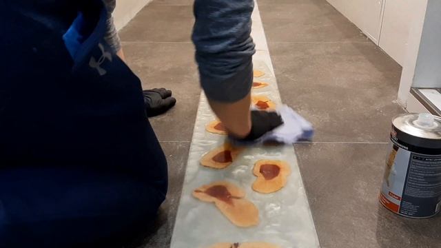 Epoxidharzboden mit Beleuchtung. Пол, залитый эпоксидной смолой. Epoxy floors.