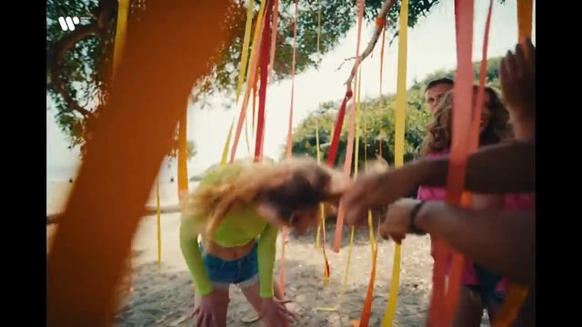 Hass Hass ( Official video) Diljit X Sia Punjabi song смотреть онлайн