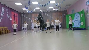 Марш снеговиков - средняя группа