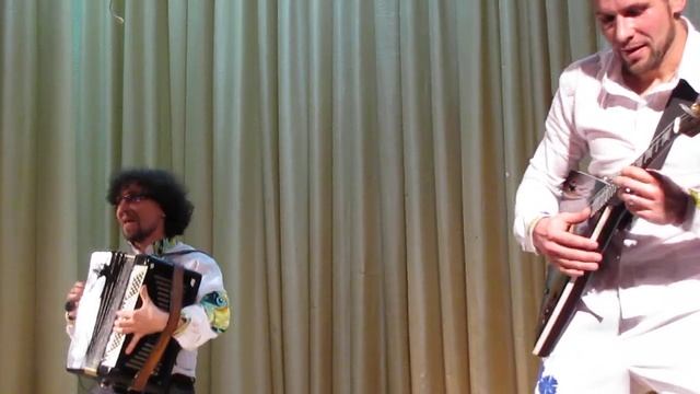 Александр Воронище, Дмитрий Казека. Попурри из детских песен смотреть онлайн