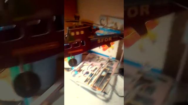 Сборка модели вертолёта. смотреть онлайн