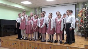 Муз М Андриасова, сл Ю Богачева «Паравозик» исполняет хор 1 классов
