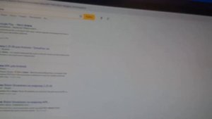 нету плей маркета в bluestack, что деланть?