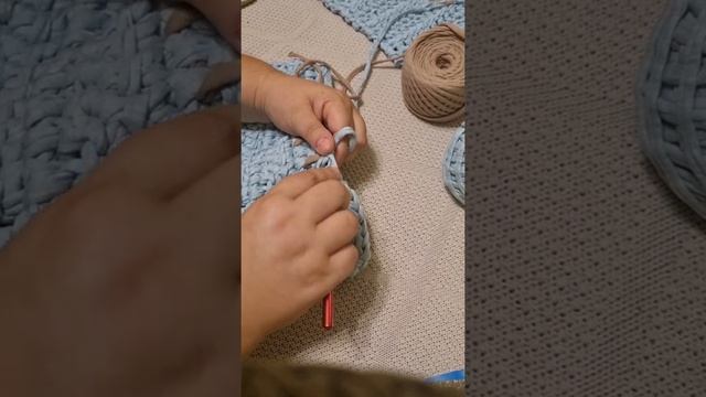 Вяжем крючком коврик в технике жаккард. Мастеркласс