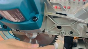 Makita Brushless 18V Compact Mitre Saw DLS600Z.