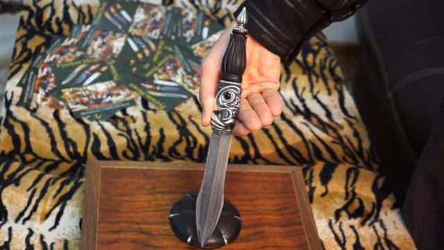 Авторская ножевая композиция "Кронос ван Акена" смотреть онлайн