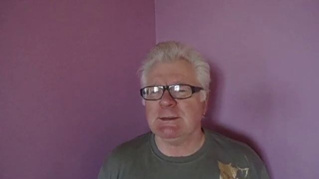 стихи песни "Я сегодня за нас помолюсь" смотреть онлайн