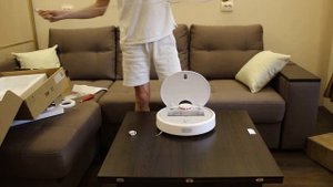 Распаковка и первый запуск Xiaomi Mi Robot Vacuum