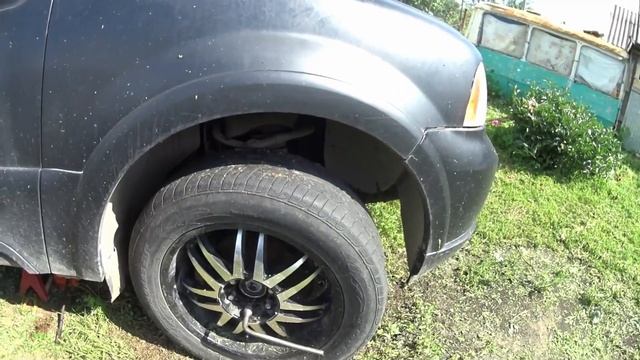 Замена наконечников рулевых тяг на Lincoln Navigator 2. смотреть онлайн