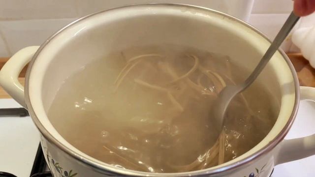 WOK SOBA - гречневая лапша вок с индейкой смотреть онлайн