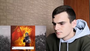 БАБУШКА С ФЛАГОМ СССР И УКРАИНСКИЕ СОЛДАТЫ - РЕАКЦИЯ