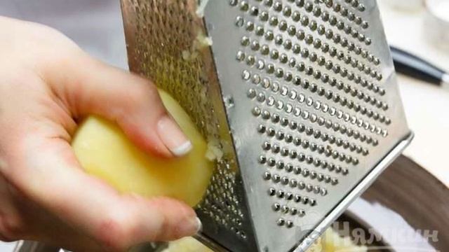 Картофельные зразы с говяжьим фаршем во фритюре