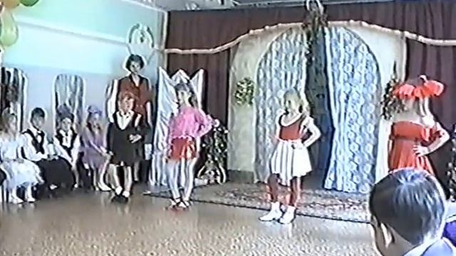 Выпускной утренник(2/5)1998 год. детский сад Рукавичка смотреть онлайн