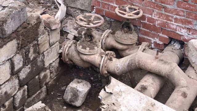 В Ревде начался капитальный ремонт теплосетей. Успеют ли энергетики до зимы? смотреть онлайн