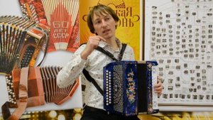 Продается новая тульская гармонь в Ре мажоре!!!