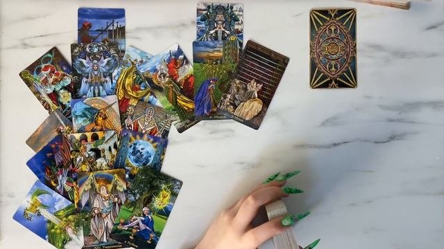 Какой мужчина на пороге?