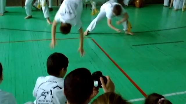 Maksim Riabov on Batizado Capoeira Camara 2014 смотреть онлайн