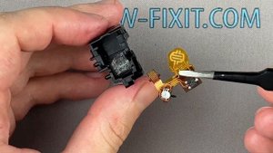 DualSense Edge Adaptive Trigger Disassembly, Repair, and Reassembly Guide