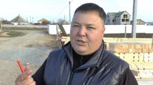 Крым. Ставим деревянный дом из минибруса. День первый.