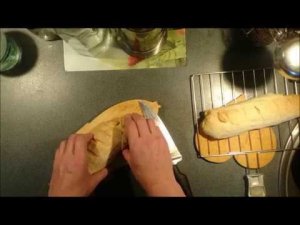 Багет в духовке простой рецепт.