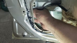 Kia Cerato сама закрывается. Проблема с центральным замком. Простое, быстрое и бюджетное решение.