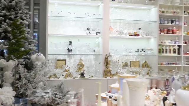 Dovanų parduotuvė "Frezija“ , PC „AKROPOLIS“ Taikos pr. 61, Klaipėda смотреть онлайн