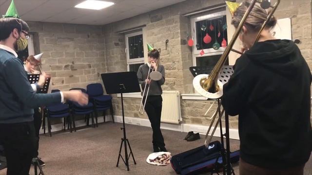 Day 2/12 - Rudolph the Red-Nosed Reindeer - HD9 Trombone Choir смотреть онлайн