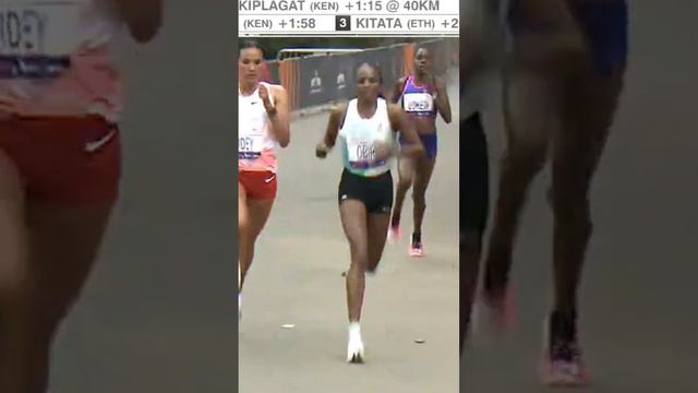 Helen Obiri vs Gidey NYC Marathon 2023 final mile