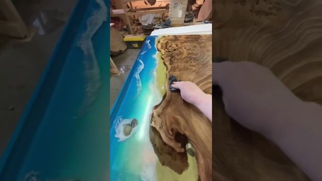 ПОЛИРОВКА ЗАЛИВНОГО СТОЛА ИЗ КАРАГАЧА