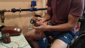 Как зарядить шуруповёрт