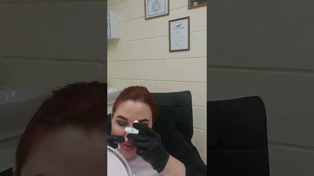 Сама себе колю губы... Не повторять! смотреть онлайн