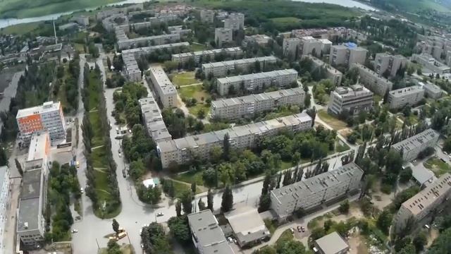 Поселок ХБК с высоты город Шахты на квадрокоптере пролет на большой высоте БТК став пруд