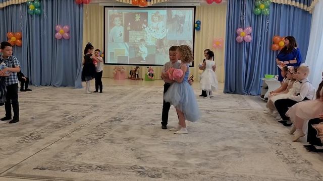 Танец "Лялечка в конвертике" смотреть онлайн