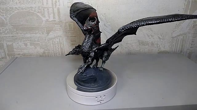 Фигурка дракона