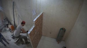 Возведение перегородки из стеклоблоков ✅ Размером 19×9×8