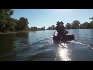 Против течения на буксире