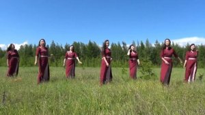 "Кэрэ Куо" ансаамбыл. Сунтаар улууьа, Элгээйи.