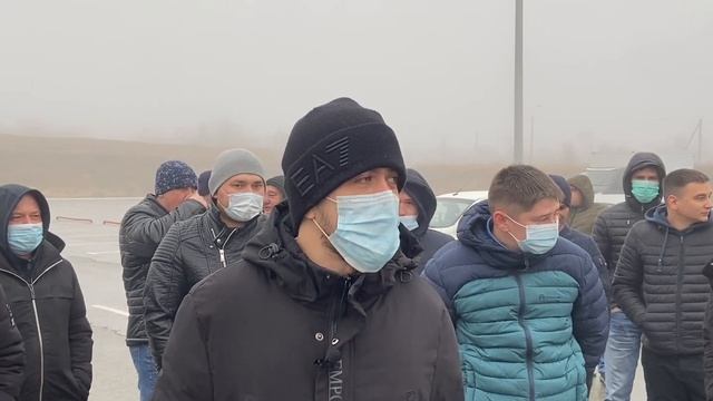 Забастовка водителей такси в Волгограде. 7.12.2021 смотреть онлайн