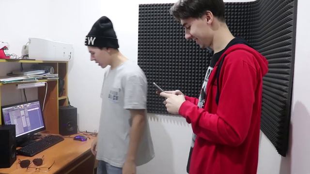 Бомбовый Трек не за 5 МИНУТ! В гостях Mops99. Бит, текст, ФРИСТАЙЛ, Гитара смотреть онлайн