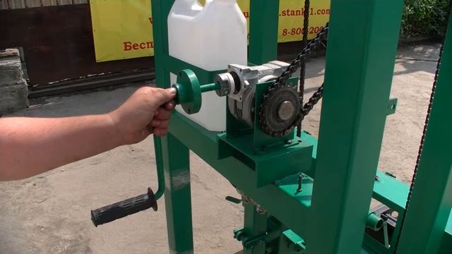 Установка ручки редуктора подъёма опускания (шаг 16)